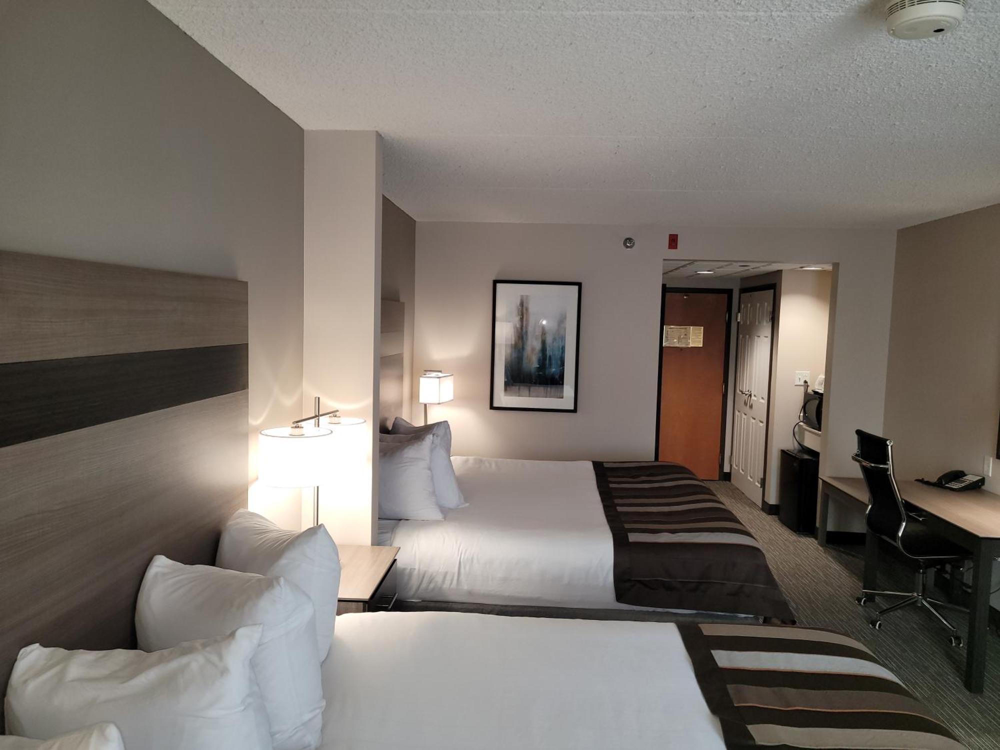 Wingate By Wyndham Lima Hotel Phòng bức ảnh