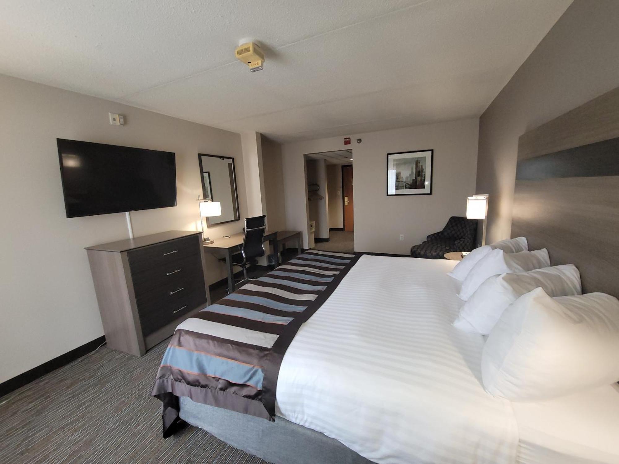 Wingate By Wyndham Lima Hotel Phòng bức ảnh